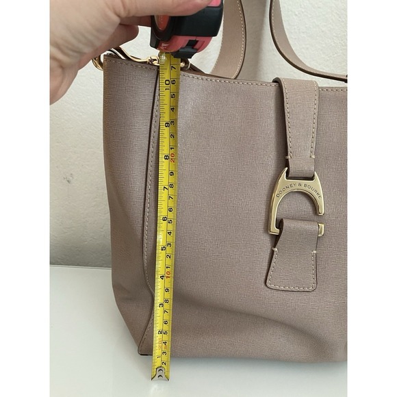 Dooney & Bourke Saffiano Leather Ashby Blush Gray Brown Strap Shoulder Bag Hook - Picture 11 of 16